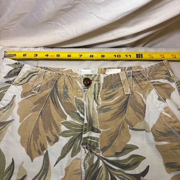 Vintage Y2K Lucky Brand Pants 4/27 Cargo Capri FloralWide Leg Camo Leaf Military - Picture 11 of 12